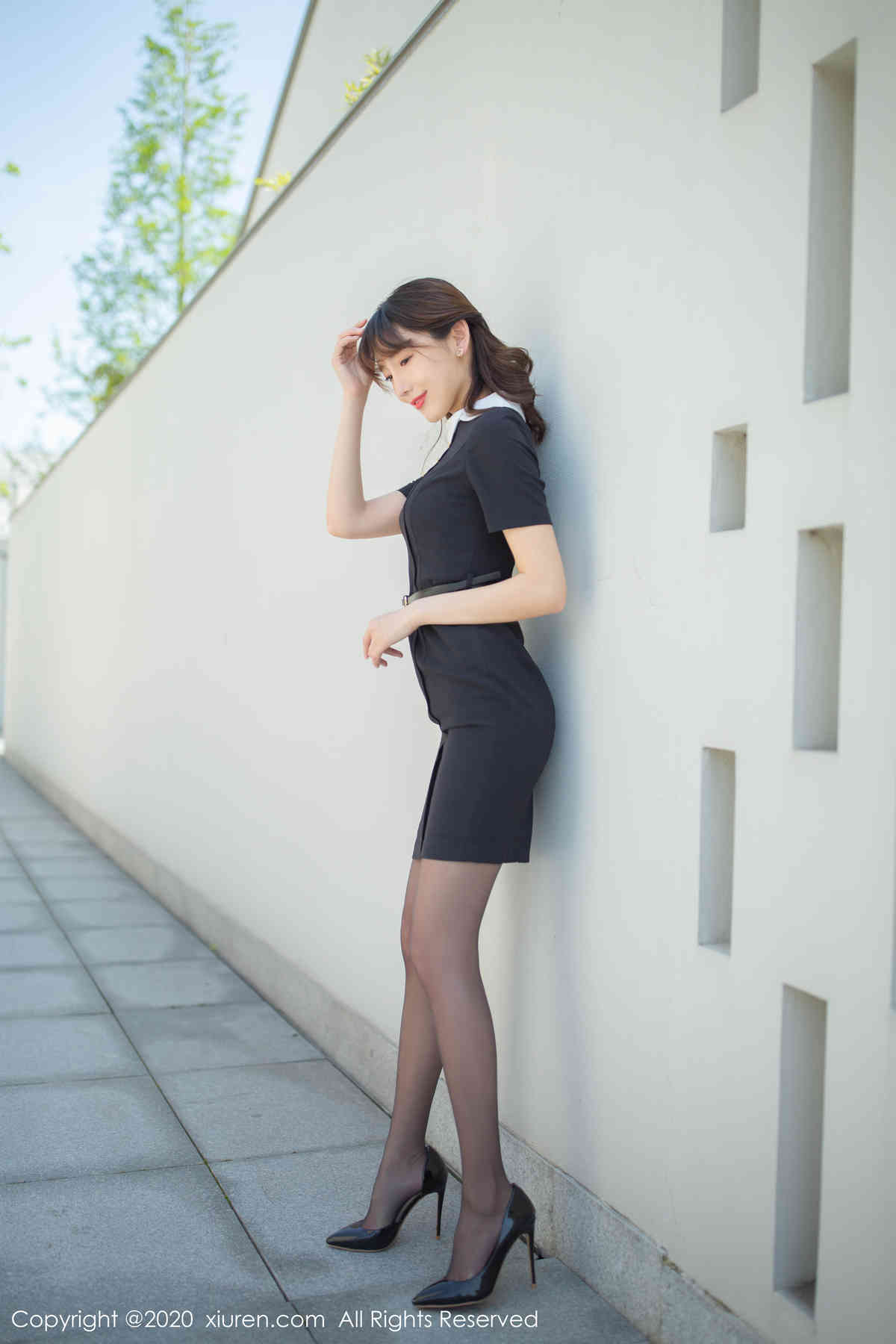 [XiuRen秀人网] 2020.04.23 No.2185 陆萱萱 美腿 黑丝