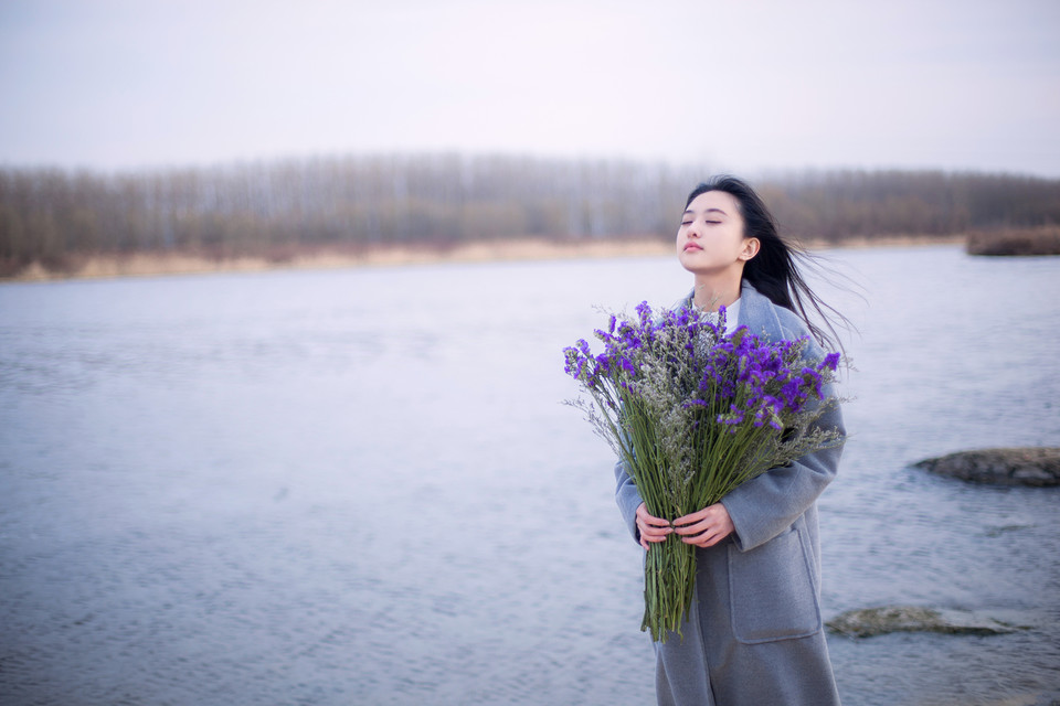 清纯美女迷人清新图