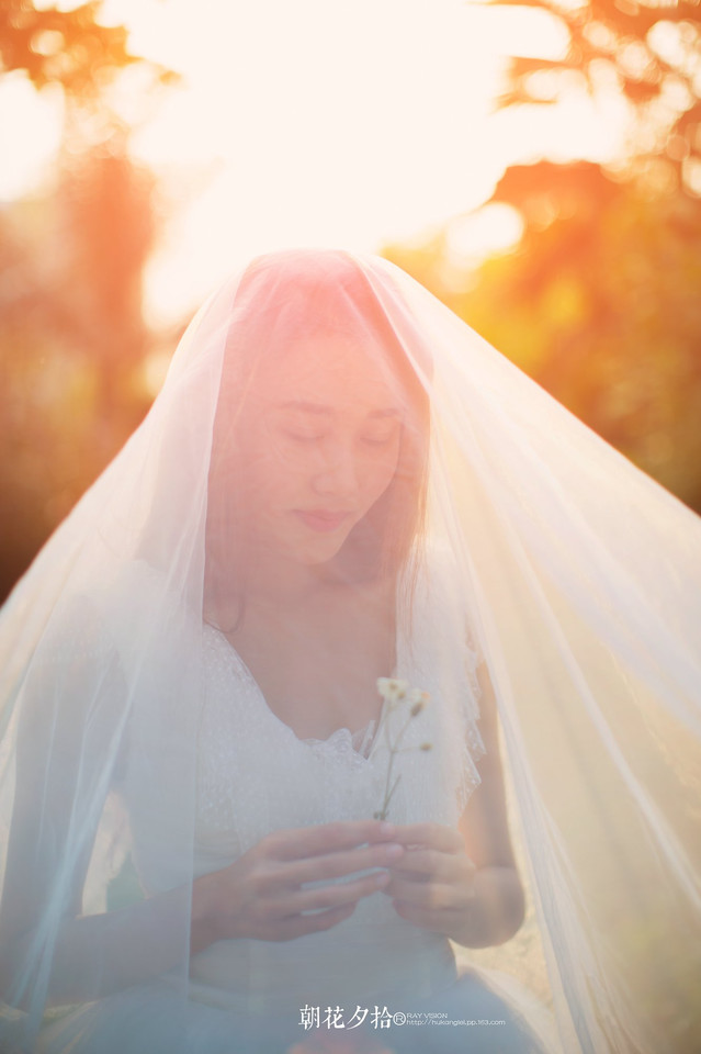 花间女子清纯甜美风